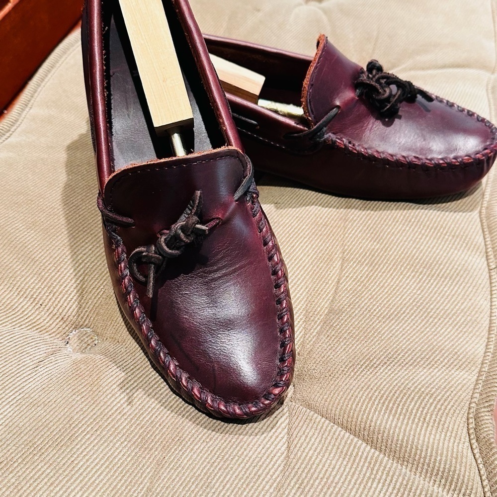 Winnetonka Leather Driving Moccasins. - Picture 3 of 14
